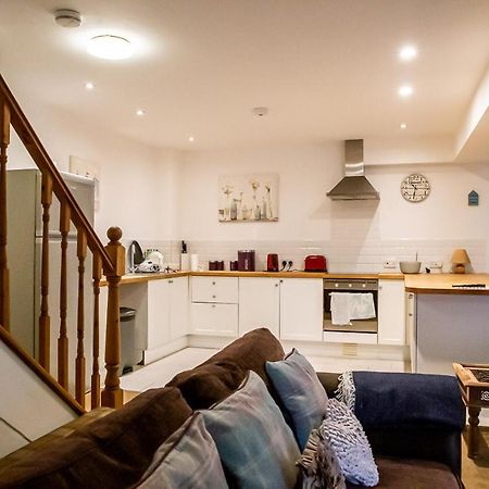 Cavernous Open Plan Town House In St Leonards Exterior foto